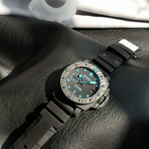 Panerai PAM00960 Submersible Watch
