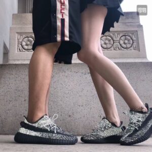 Yeezy 350 V2 Black Stellar