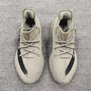 Yeezy 350 V2 Latest Colorway Military Green Black Running Shoes