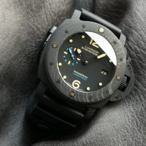 Panerai PAM0061 47mm Submersible Watch with Carbotech Case