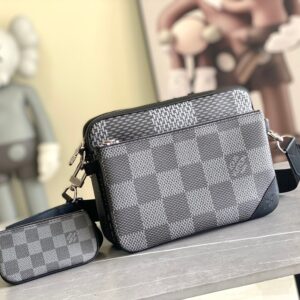 M69443 Trio Postman Bag