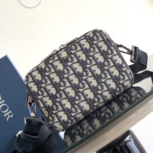 Crossbody Bag Leather Essentials Series