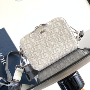 Crossbody Leather Essentials Series