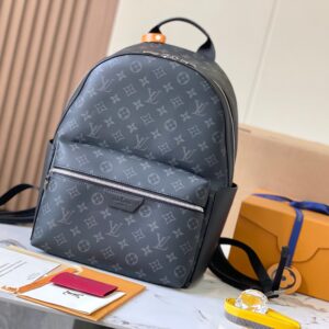 MB Discovery shoulder backpack with A grade leather