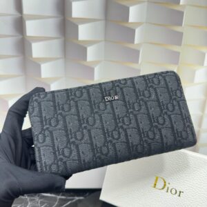 Small Wallet Model 666236