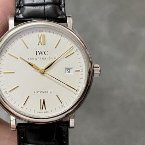 V7 SW300 Version Pilot Watch