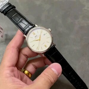 V7 SW300 Version Pilot Watch