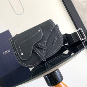 Saddle Handbag Black