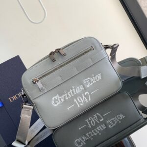 Safari Messenger Bag