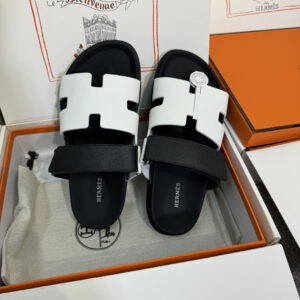 Hermes Chypre Sandals