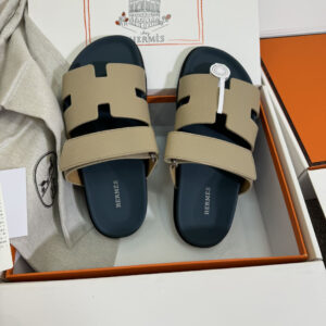 Hermes Chypre sandals