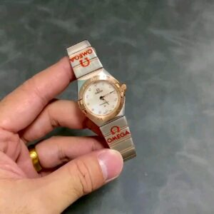 Omega Constellation Series Women's Quartz Watch 27mm Size