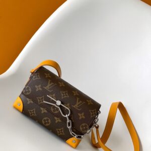 Steamer mini bag with yellow pattern