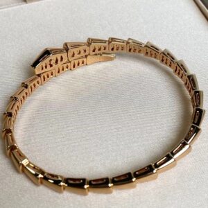 Bvlgari B bracelet with red ruby