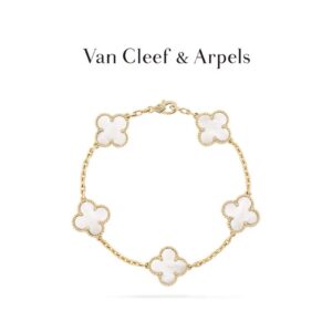 Four-leaf White Pearl Bracelet