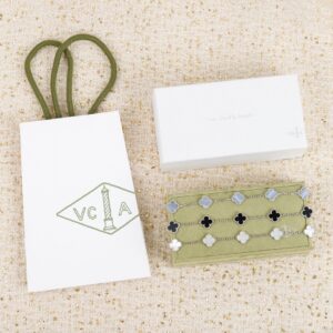 Zp Four-leaf Bracelet