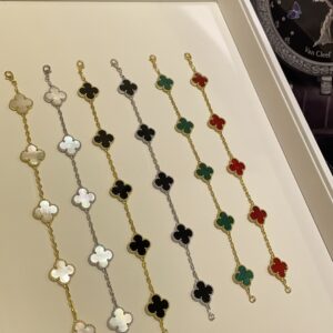 VCA Five-buckle Bracelet Collection