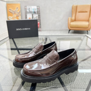 Male casual leather shoes with Italian leather