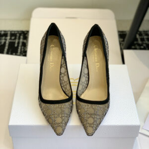 Dongguan代购版 Tribales series women's shoes C brand four season new fashion sharp pointed烫钻 high heel mule thong shoes sandals single shoes materials original定制进口