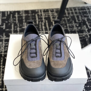 25ss Korean brand casual outdoor shoes with slim fit and comfortable sole