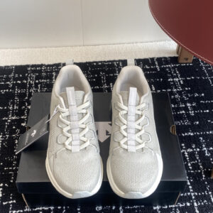 Couples' casual sneakers with ergonomic design and premium cushioning