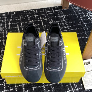 SCLAW series sneakers with tiger claw logo and lightweight materials