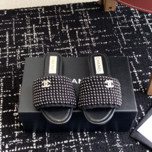 New vacation Chanel lazy sandals