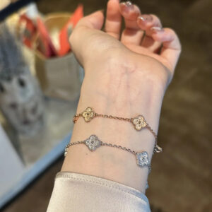 V-gold Material Full Diamond Four-leaf Clover Bracelet