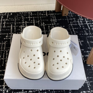 Crocs Classic clog sandals