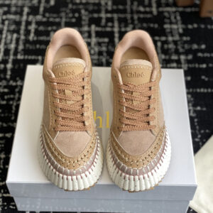 Leather luxury casual sneakers with thick sole
