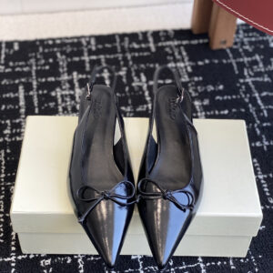 unfolio pointed shoes