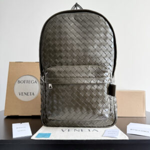 Olivet green backpack