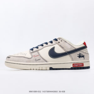 Nike Dunk Low basketball shoe with ZoomAir impact cushioning