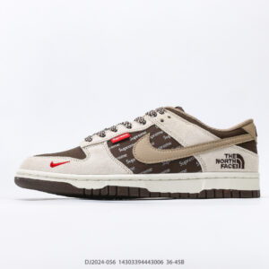 Nike Dunk Low Sneakers