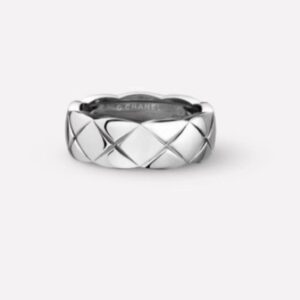 Chanel coco crush grid pattern ring