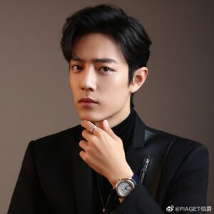 Celebrity representation classic Cartier ring