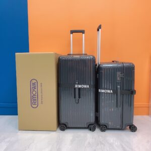 Mineral gray rimowa 9013 suitcase
