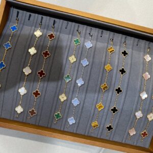 Five-fold bracelet current collection colors