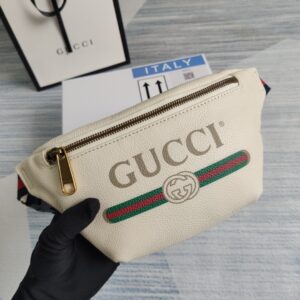 Gucci graffiti mini waist bag