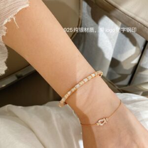 Serpentine bone bracelet too luxurious and beautiful z thousand out-head补个贝母2k🤣buy a custom not heartache随便造💖a look heartfelt
