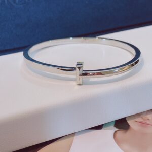 Tiffany new T1 narrow bracelet