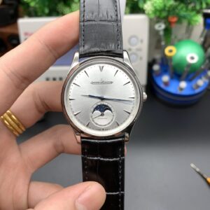 Master series Q1368420 moon phase watch