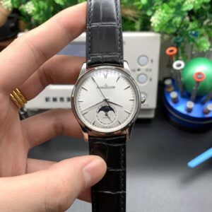 Master series Q1368420 moon phase watch