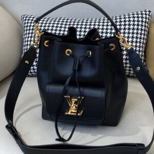 LOCKME Bucket Bag