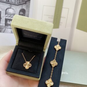 Van Cleef Arpels golden laser four leaf necklace