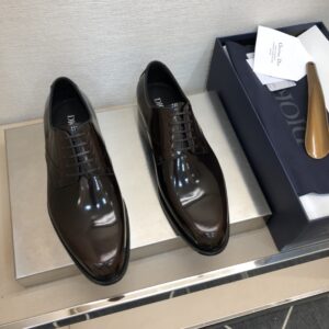 Men's formal leather shoes with calf leather