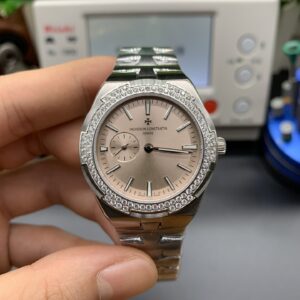 Audemars Piguet Overseas Women's Series
