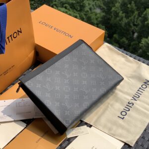 Pochette Voyage handbag