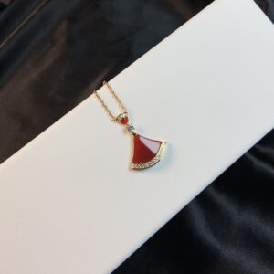 Bvlgari BVLGARI series diamond studded dress necklace