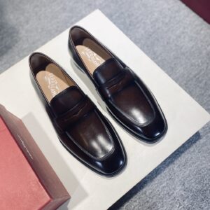 Bottega Veneta leather shoe